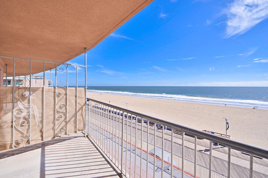 Grand Hotel Ocean City Oceanfront Екстер'єр фото